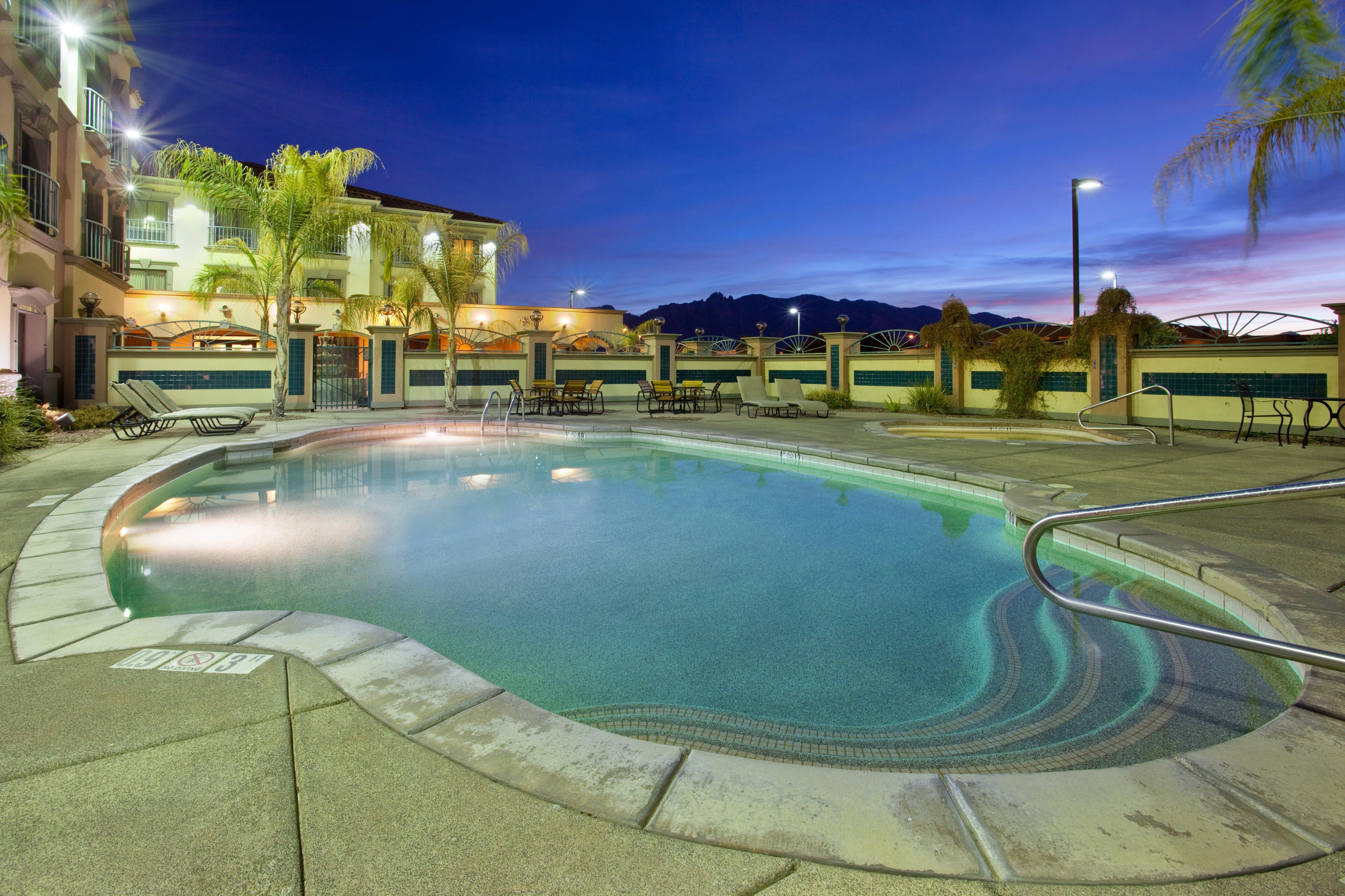 Holiday Inn Express Hotel & Suites Tucson Mall By Ihg Eksteriør billede